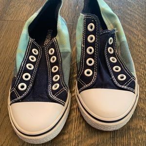Boys sneakers. Gymboree size 12